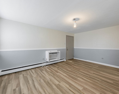 5508 W 55th Street - Photo Thumbnail 4