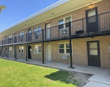 5508 W 55th Street - Photo Thumbnail 1
