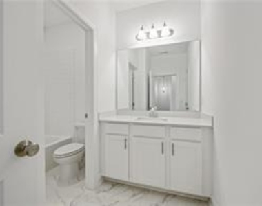 3343 Harvest Park Lane - Photo Thumbnail 11