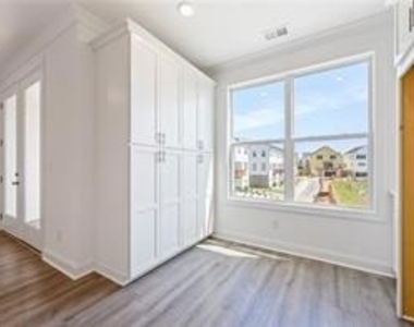 3343 Harvest Park Lane - Photo Thumbnail 9