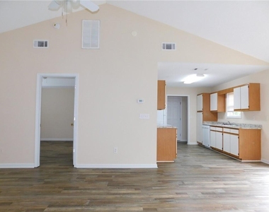 13 Vista Court - Photo Thumbnail 2