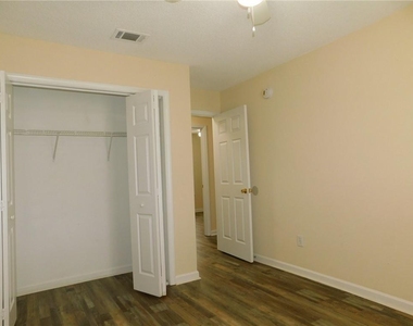 13 Vista Court - Photo Thumbnail 14