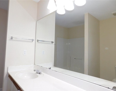 13 Vista Court - Photo Thumbnail 10