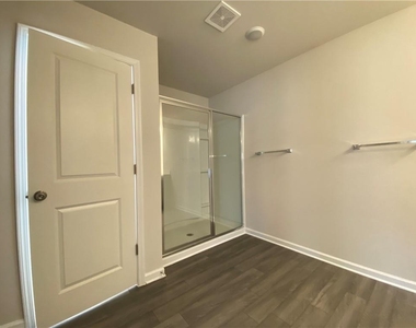 4679 Fullerton Drive - Photo Thumbnail 8