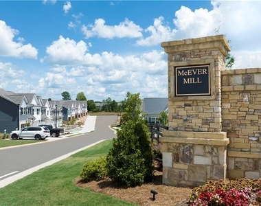 4679 Fullerton Drive - Photo Thumbnail 18