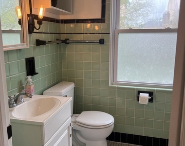 4716 Wolf Road - Photo Thumbnail 12