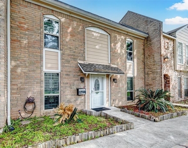 10716 Briar Forest Drive - Photo Thumbnail 1