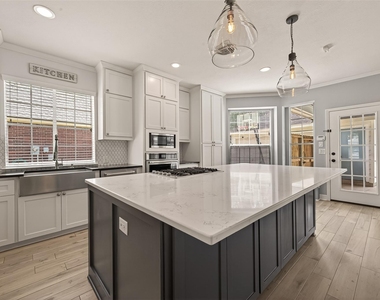22411 Kendall Shay Court - Photo Thumbnail 12