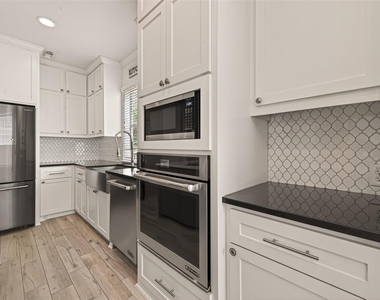 22411 Kendall Shay Court - Photo Thumbnail 15