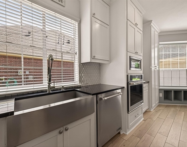 22411 Kendall Shay Court - Photo Thumbnail 16