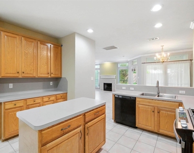 10222 Thornmont Lane - Photo Thumbnail 29