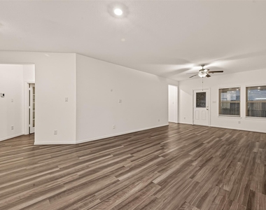 15918 Tug Court - Photo Thumbnail 8