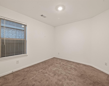15918 Tug Court - Photo Thumbnail 14