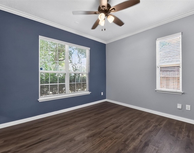 102 N Queenscliff Circle - Photo Thumbnail 22