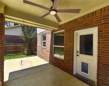102 N Queenscliff Circle - Photo Thumbnail 6