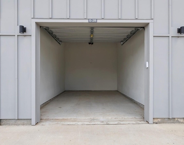 945 Blakey Lane - Photo Thumbnail 3