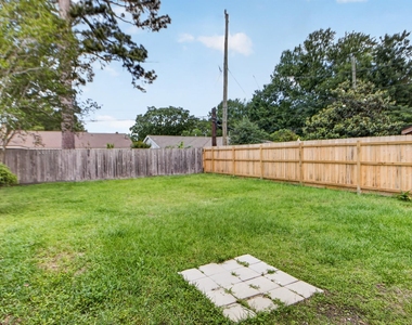 2027 Ottawa Lane - Photo Thumbnail 21