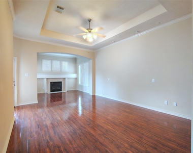 5606 Grandwood Lane - Photo Thumbnail 21