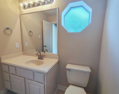 5606 Grandwood Lane - Photo Thumbnail 42