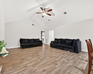 13318 Ascot Glen Lane - Photo Thumbnail 31