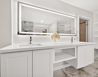 13318 Ascot Glen Lane - Photo Thumbnail 15