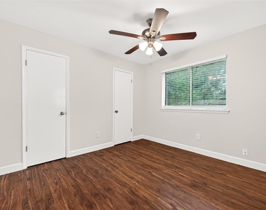 13318 Ascot Glen Lane - Photo Thumbnail 11