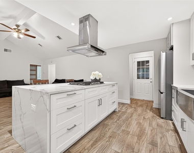 13318 Ascot Glen Lane - Photo Thumbnail 27