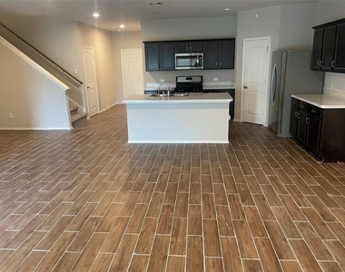 5143 Cortland Pine Trail - Photo Thumbnail 3
