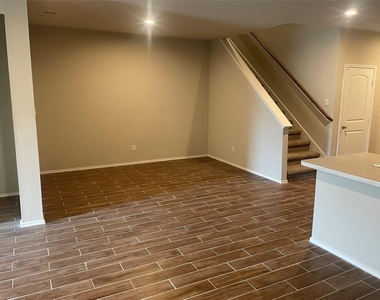5143 Cortland Pine Trail - Photo Thumbnail 4
