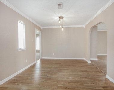 5108 Clay Street - Photo Thumbnail 9