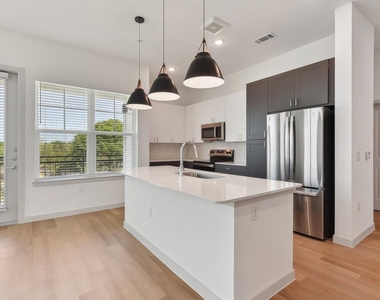 11701 Dionda Lane - Photo Thumbnail 17