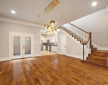 5545 Cornish Street - Photo Thumbnail 2