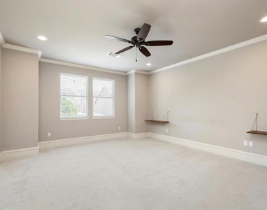5545 Cornish Street - Photo Thumbnail 10