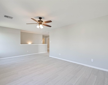 5011 Redwing Brook Trail - Photo Thumbnail 25