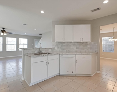 5011 Redwing Brook Trail - Photo Thumbnail 12