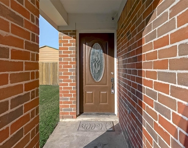 5011 Redwing Brook Trail - Photo Thumbnail 2