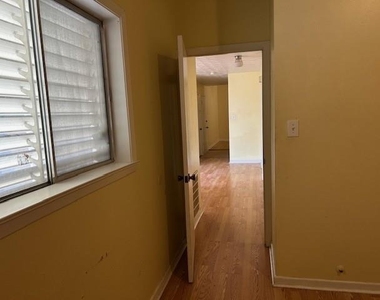 325 Mackeral Street - Photo Thumbnail 15