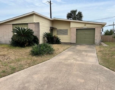 325 Mackeral Street - Photo Thumbnail 20