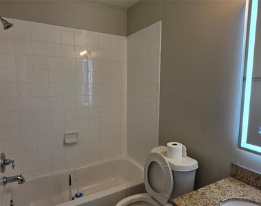 10531 Southway Bend Lane - Photo Thumbnail 5