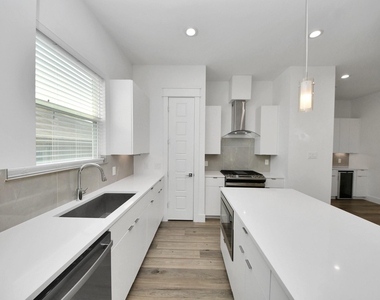 4608 Coke Street - Photo Thumbnail 8