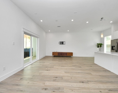 4608 Coke Street - Photo Thumbnail 10