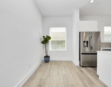 4608 Coke Street - Photo Thumbnail 11