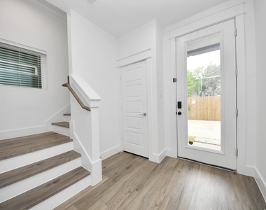 4608 Coke Street - Photo Thumbnail 6