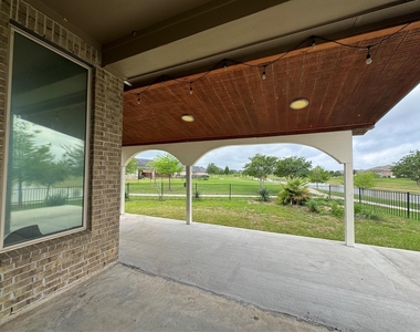 8403 Terrace Valley Circle - Photo Thumbnail 12