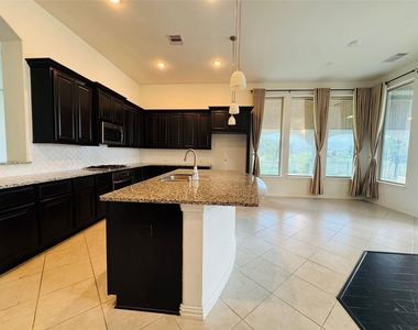 8403 Terrace Valley Circle - Photo Thumbnail 10