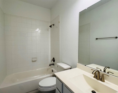8403 Terrace Valley Circle - Photo Thumbnail 27