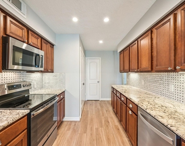 64 Hideaway Drive - Photo Thumbnail 6
