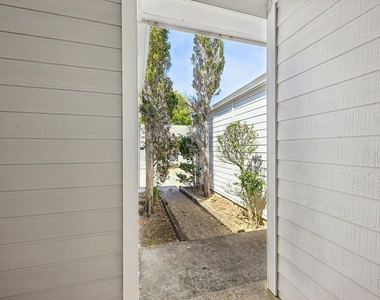 64 Hideaway Drive - Photo Thumbnail 12