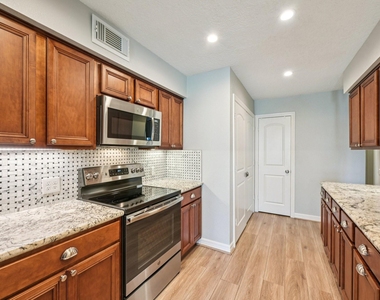 64 Hideaway Drive - Photo Thumbnail 7