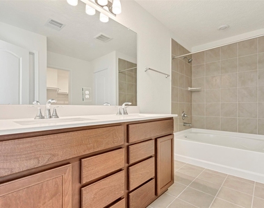 9423 Castillo Court - Photo Thumbnail 16